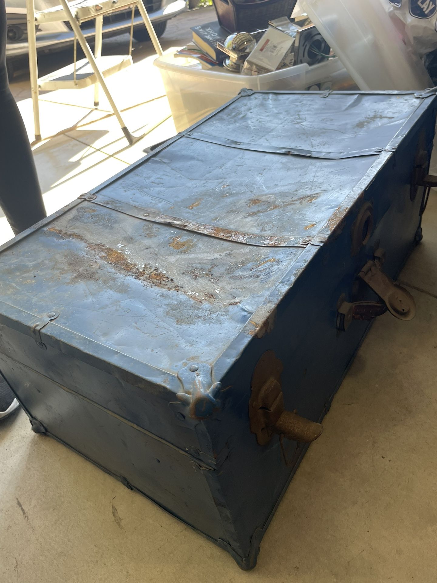 Blue Crate