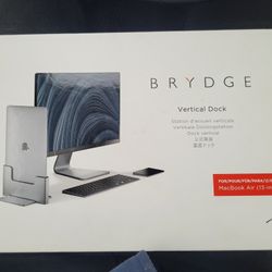 Brydge Vertical Dock For MacBook Air (13-inch)