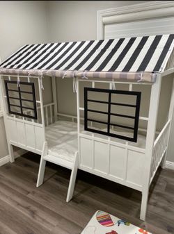 Twin bed with mattress
