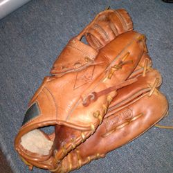Baseball Glove 