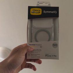 Iphone 17 Pro Clear Mag Safe  Otterbox Case Value $70