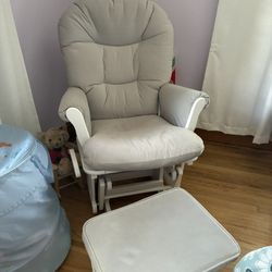Nursing Glider Rocking Chair