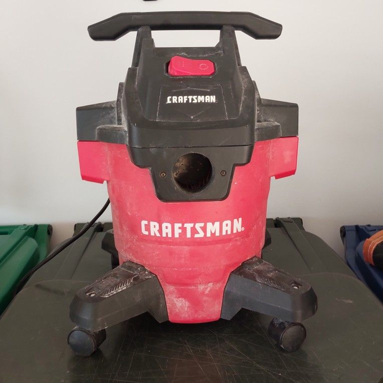 Craftsman 4 Gal Vacumn