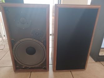 Custom Speakers JBL Woofers
