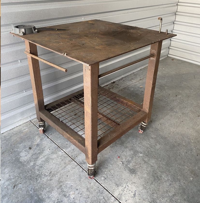 Solid Welding Table Pick Up In Bonney Lake