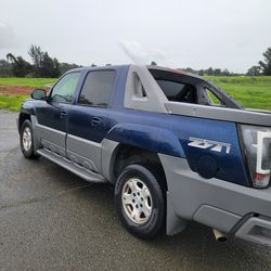 2002 chevy avalanche $3800 OBO/Trade