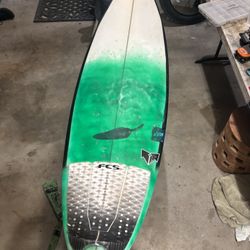 Surfboard Chili 5,11