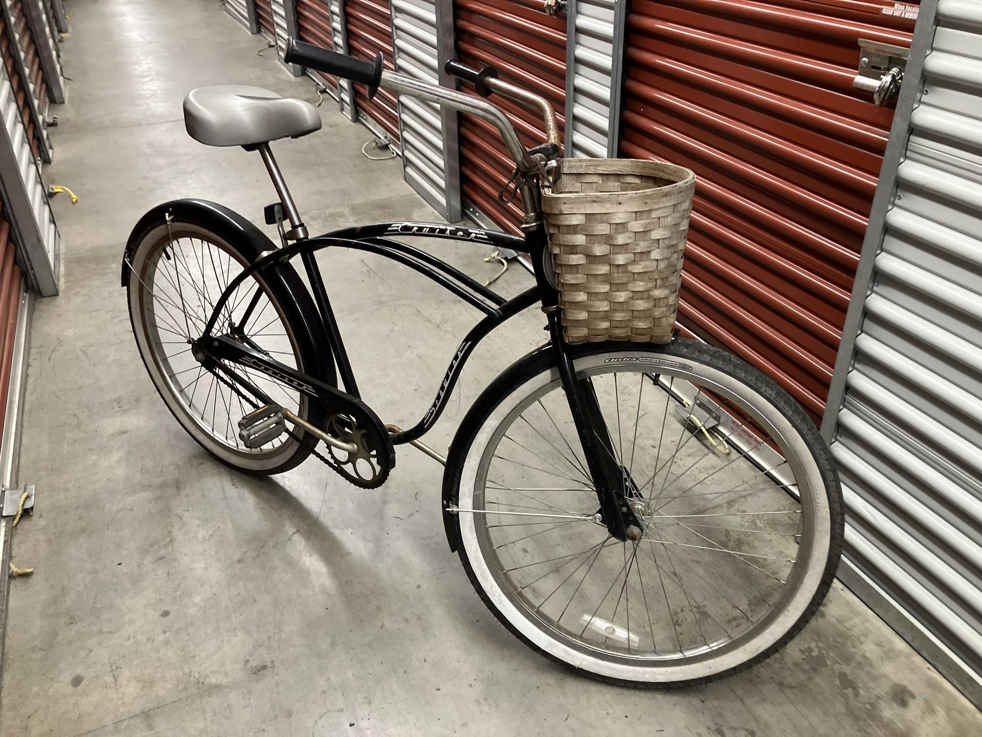 Schwinn Beach Cruiser Good Condition