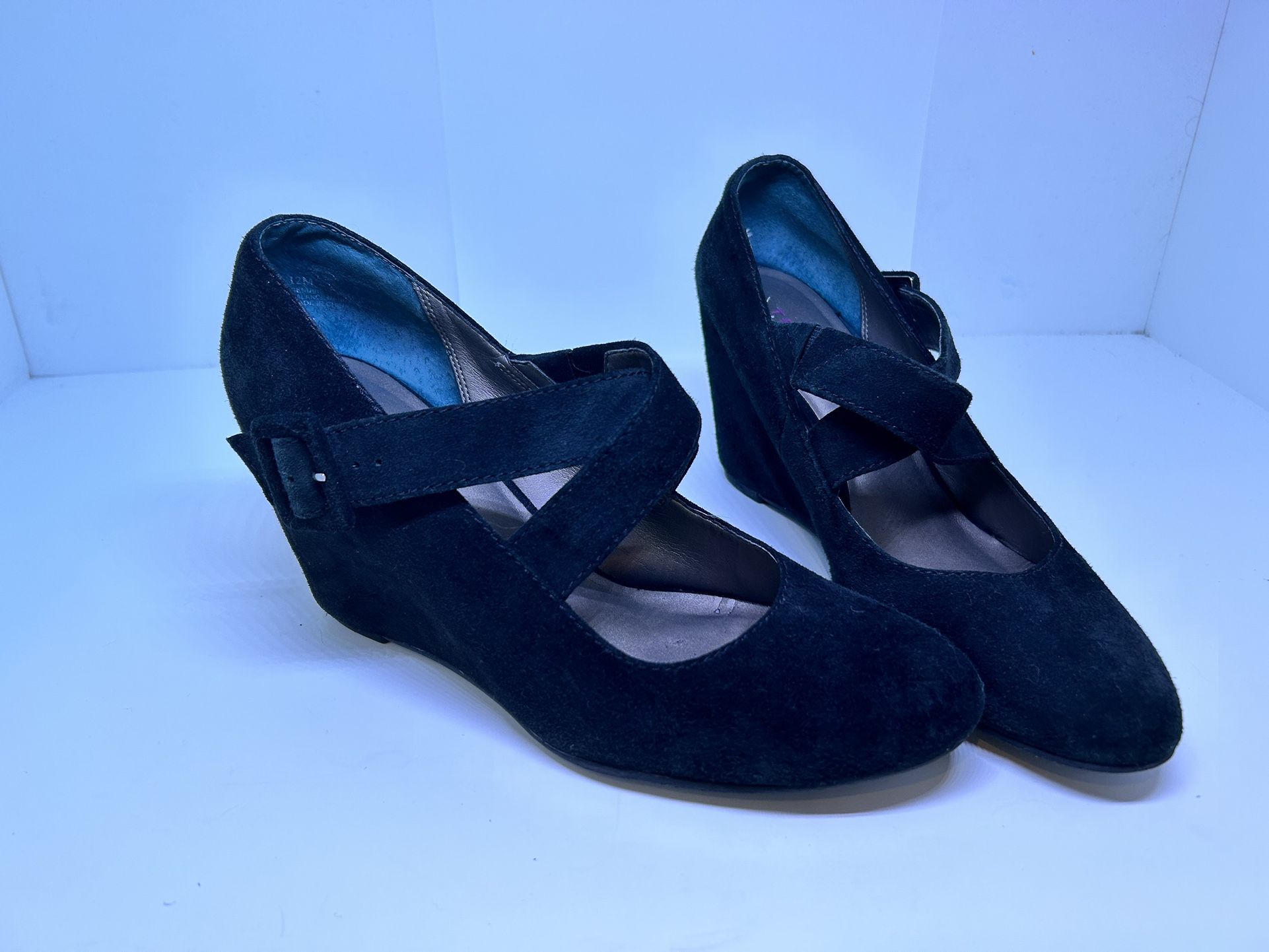 Black Suede Tesori Cute Fall Shoes