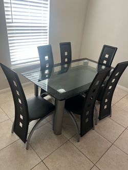 Dinning set