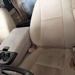 Driver and passenger seat 07-13 Silverado/sierra