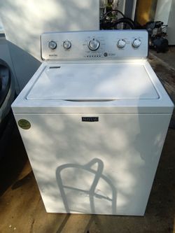 Maytag washer $220 located in Sebastian