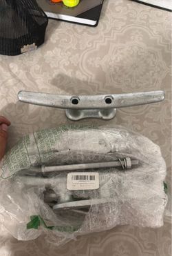 Dock cleats
