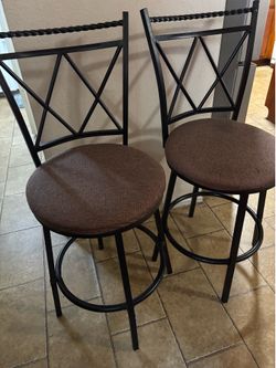 Swivel Sitting Stools