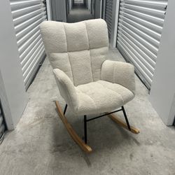 Rocking Chair 