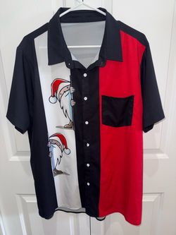 Men’s Large  2 Santas  Christmas shirt
