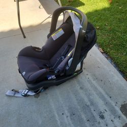 Baby trend car seat. Only used for a week.