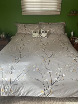 King size Duvet Cover & Shams