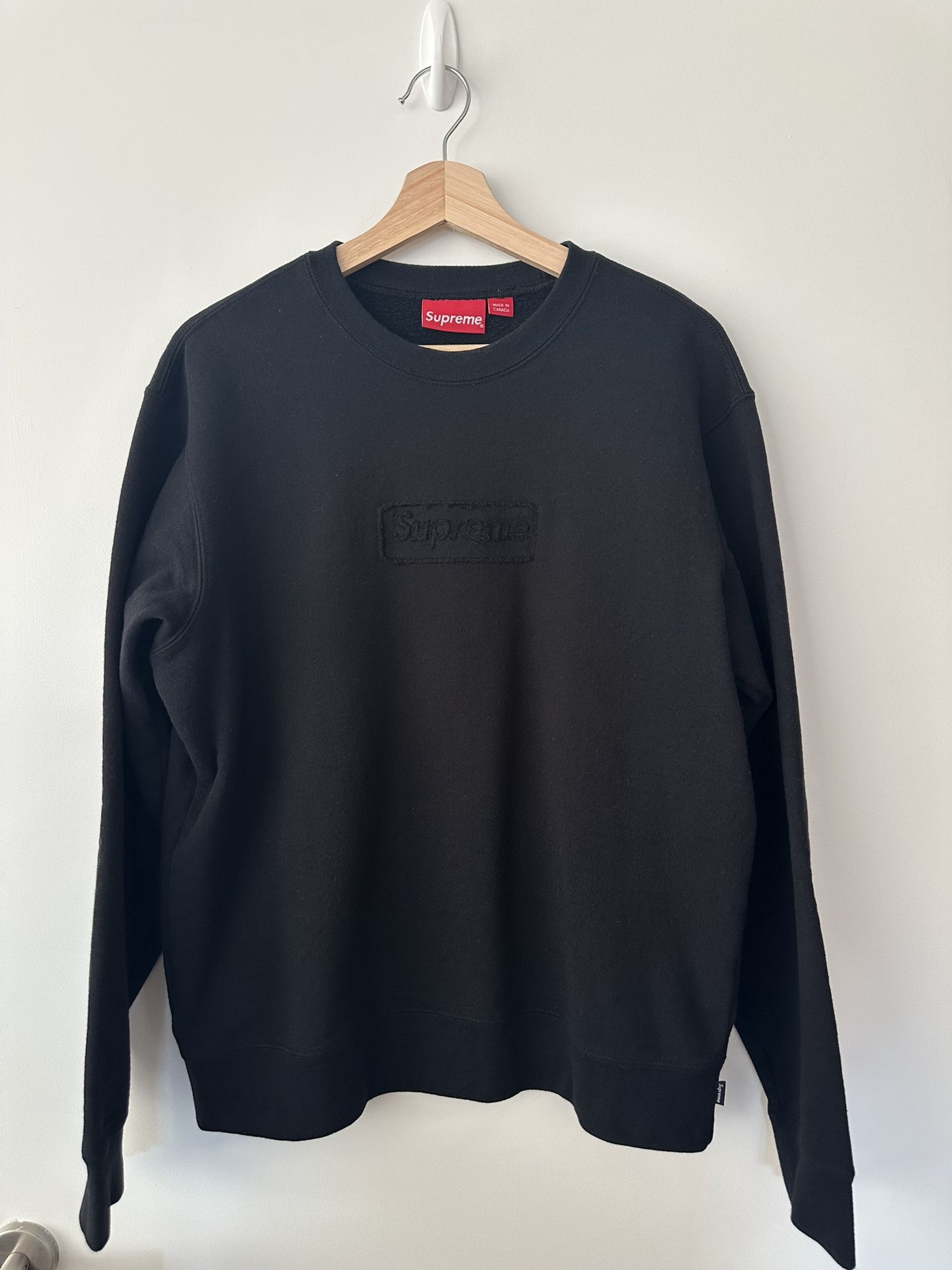 Supreme Cutout Logo Crewneck