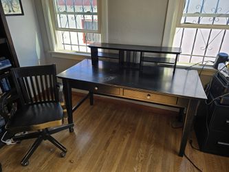 World Market Desk, matching Hutch