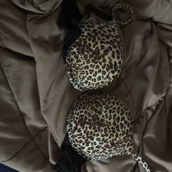 H&M leopard Print Push Up Bra 32c