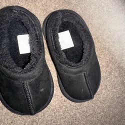 baby slippers
