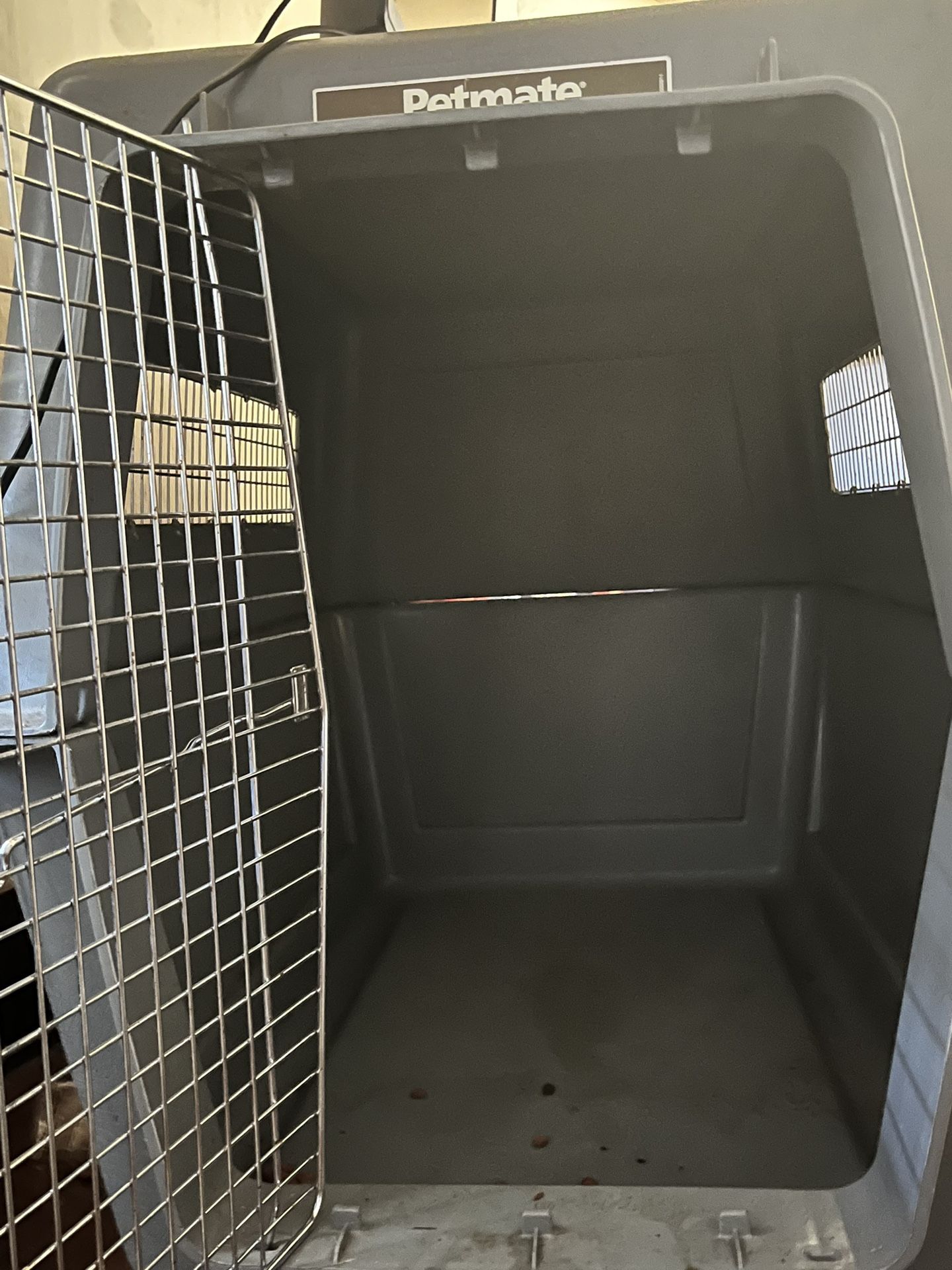 Travel Worthy Dog Crate 