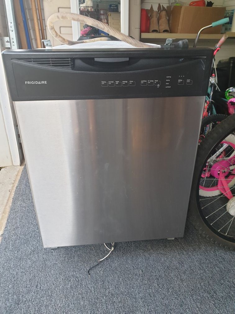Frigidaire stainless dishwasher for Sale in Charlotte, NC OfferUp
