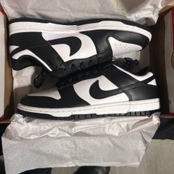 Nike Dunks Panda