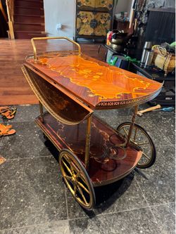 Cocktail cart 2 tiers