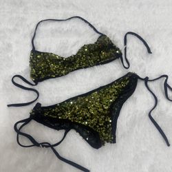 New Xs green sequin micro bikini dancer festival rave outfit y2k sequin scrunch bottom Early 2000 stock. Has no size tag was custo