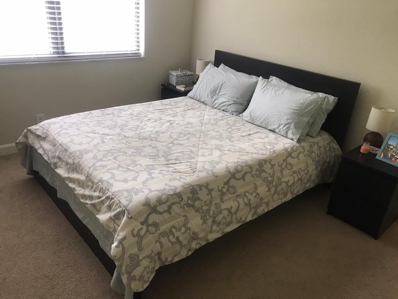 Queen Bed with mattres