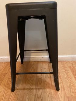 Metal Stool/ Read Description And Look At The Pictures