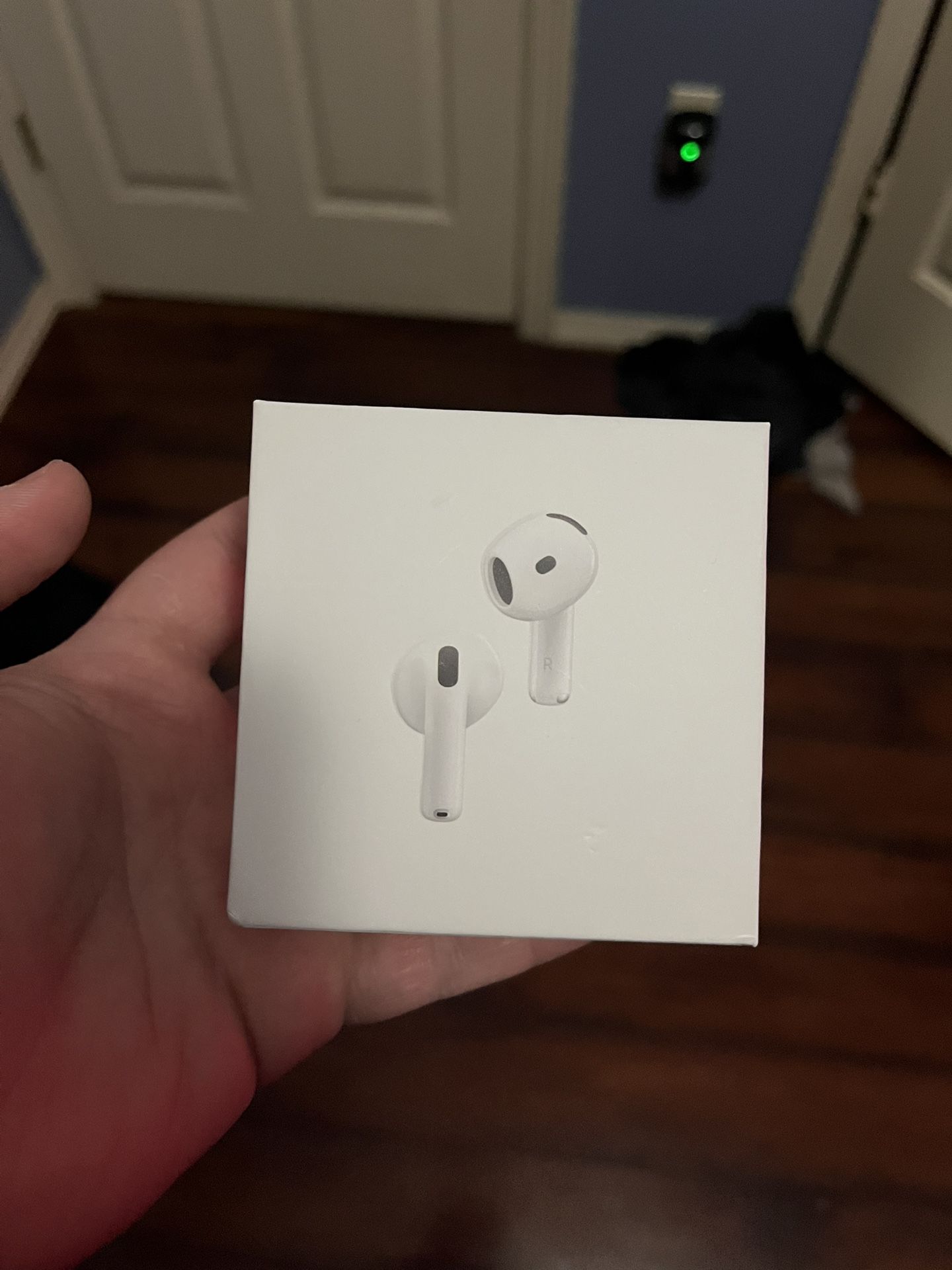 AirPods 4