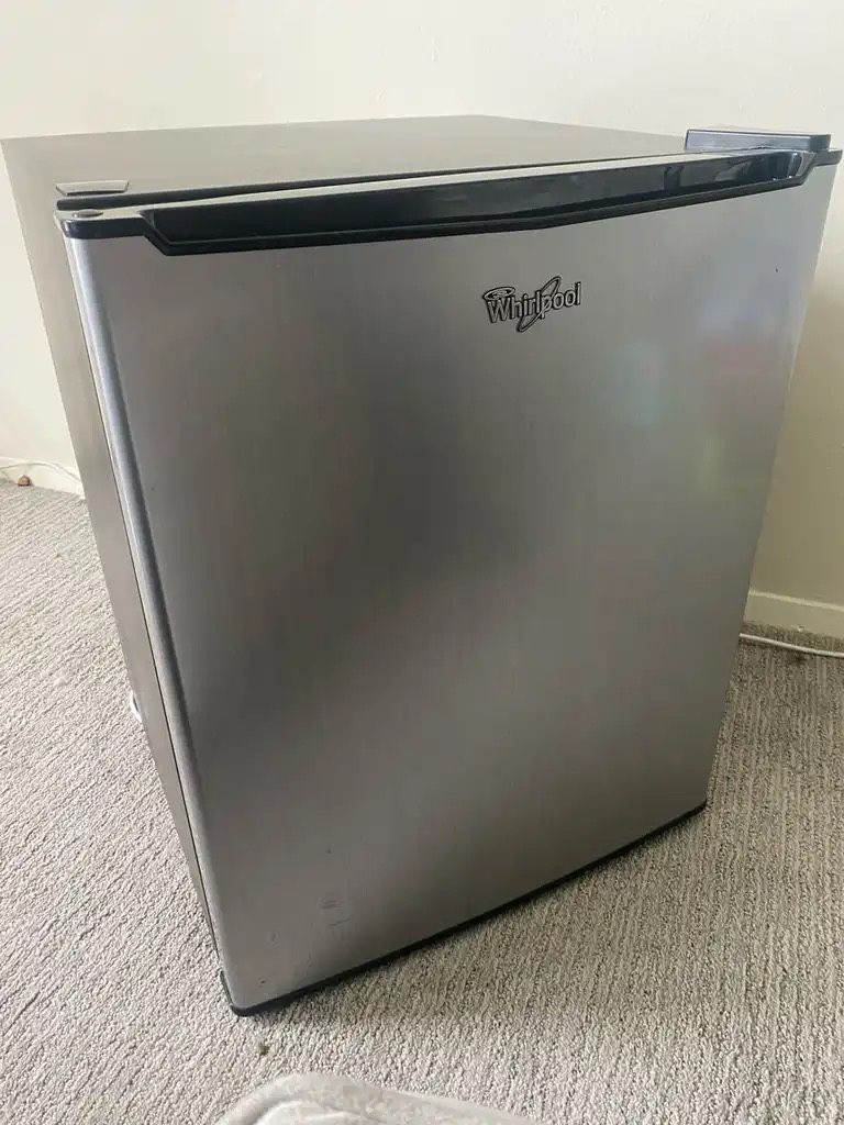 Whirlpool Mini Fridge | Great For Office Use And College Students