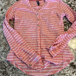 XS Mountain Hardwear Long Sleeve Button Down Top Womens Shirt Pink Striped Blous