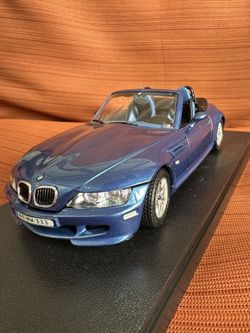Burago BMW M Roadster Blue Meta 1/24 Diecast