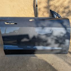 2017 - 2023 Tesla Model 3 front right passenger door Manufacturer Part Number:1081420-E0-C