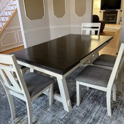 Farmhouse Dining Table With Bench 