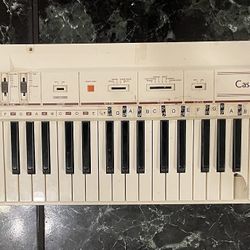 Casio CT-102 Casiotone 49-Key Synthesizer 1980s - White