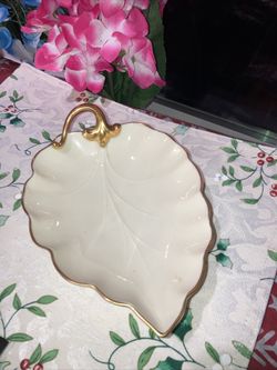Lenox 24 Kt Gold Trim Leaf Tray