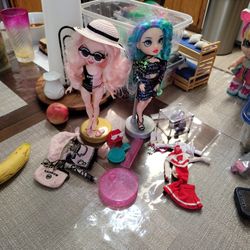 Doll Rainbow High Junior High Special Edition Doll