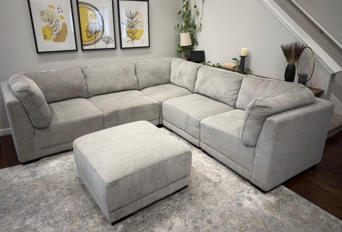 Sectional Couch