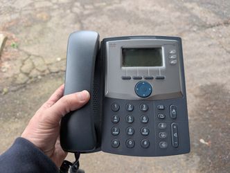 Cisco SPA 303 VOIP 3 Line Desk Phone
