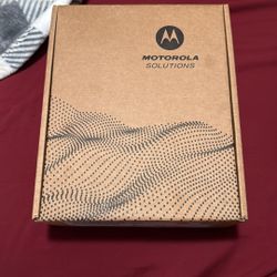 Motorola CP100d