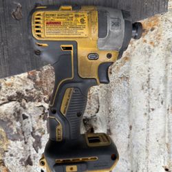 Dewalt 20v Impact 1/4”