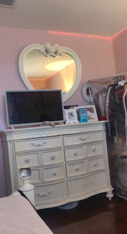 Princess Dresses And Mirror