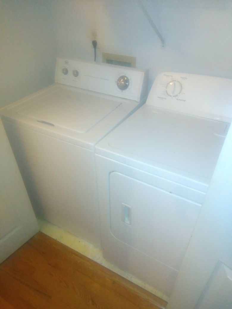 Washer,dryer End Tables With Lamps,old Dresser