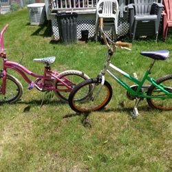 2  Little Girls Bikec