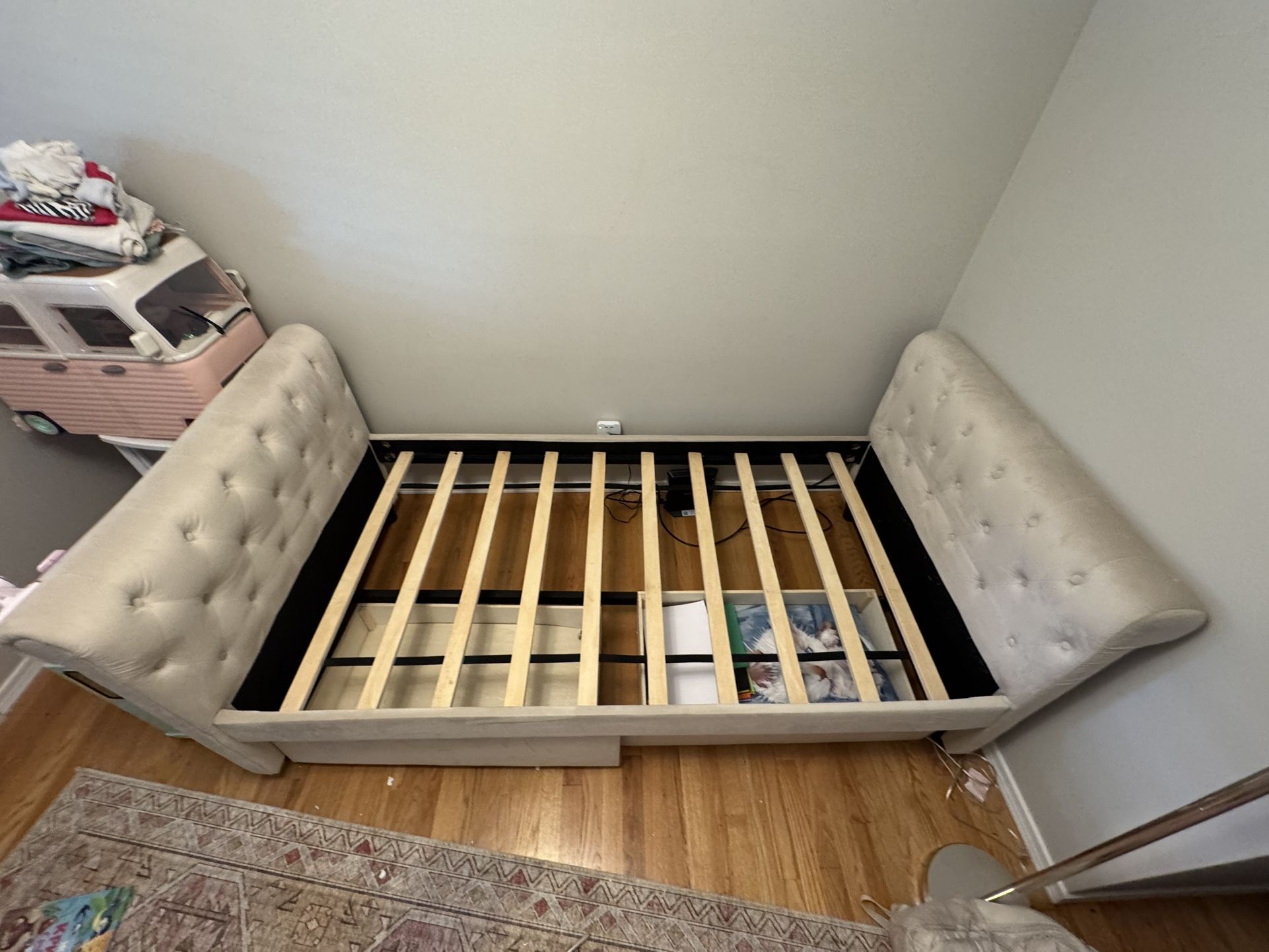 Twin Bed